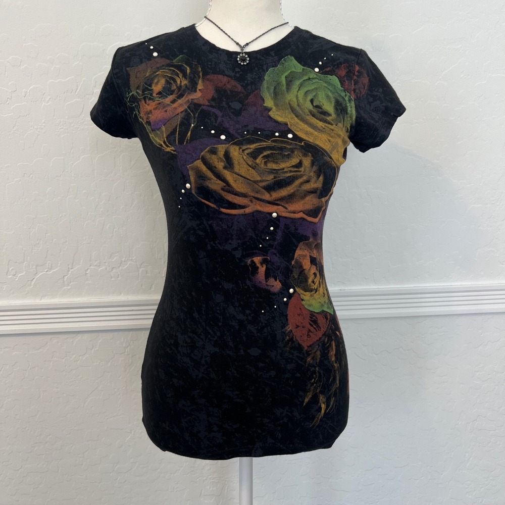 vintage mudd floral graphic short sleeve baby tee with studs